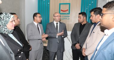 هانى غنيم يتفقد المقر الجديد لمؤسسة حياة كريمة بمدينة بني سويف.. صور