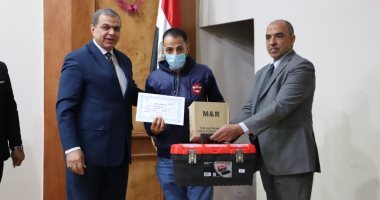 القوى العاملة: إعداد قاعدة بيانات لخريجى التدريب المهنى لتوفير فرص عمل لهم
