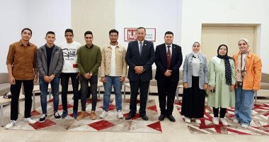 أحمد خورشيد وجنى أدهم يفوزان في مسابقة الطالب المثالي بجامعة المنصورة الجديدة