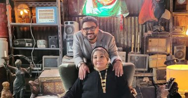 أكرم حسني يوجه رسالة للنجمة فردوس عبد الحميد في كواليس مكتوب عليا.. صورة