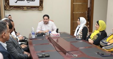 حياة كريمة.. تعرف على تفاصيل اجتماع نائب محافظ بنى سويف بـ"قومى المرأة"