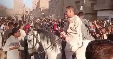 شاهد سباقات المرماح آخر ما تبقى من الفروسية بمولد بنى حميل فى سوهاج