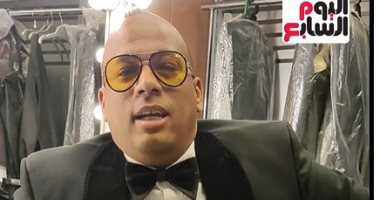 حكمدار الشعبى وصل.. ابن عبد الباسط حمودة صورة طبق الأصل منه 