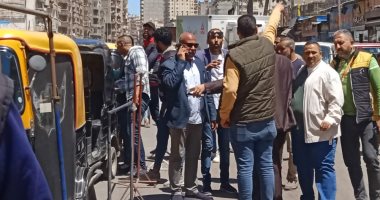 ضبط 16 "توك توك" و3 "تروسيكل" وإشغالات فى حملات بالإسكندرية