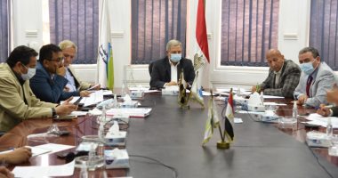 رئيس القابضة للمياه يتابع استعدادات الشركات التابعة لاستقبال موسم الصيف