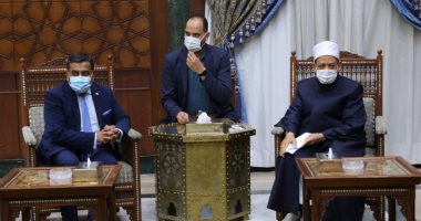 شيخ الأزهر: نرفض استغلال حرية التعبير للإساءة للمقدسات والرموز الدينية