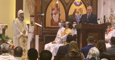السفير المصرى بمسقط يشارك فى احتفالات عيد القيامة المجيد.. صور