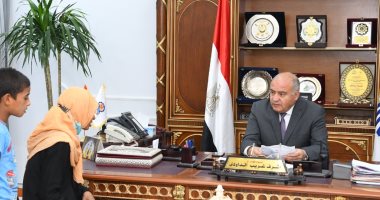 محافظ قنا: واجبنا إعطاء كل مواطن حقه مع الحفاظ على حقوق الدولة 