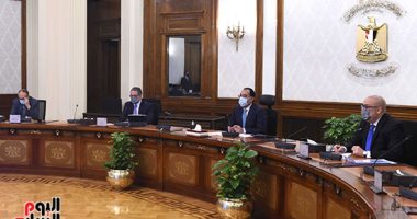 رئيس الوزراء: الحكومة حريصة على تقديم كل سبل الدعم الممكن للمستثمرين الجادين