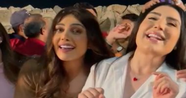 ريهام حجاج وعبير صبرى تغنيان "يا ساتر" مع انتهاء تصوير "يوتيرن".. فيديو