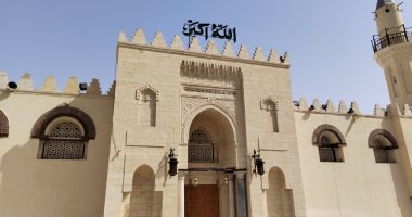 الله على الجمال.. "اليوم السابع" يتابع أعمال تطوير مسجد عمرو بن العاص.. نوافير ونصب تذكارى وساحة تسع 10 الآف مصل.. 174 نخلة ومسطحات خضراء ومبنى للخدمات وخزان لمكافحة الحريق وآخر للوقود أبرز الأعمال.. صور
