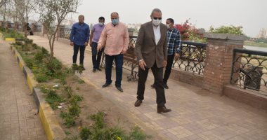 محافظ القليوبية يتفقد الكورنيش ويتابع احتفالات شم النسيم بالقناطر.. صور