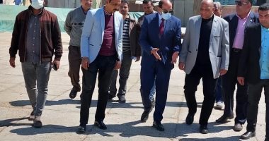 وكيل تموين الأقصر يعلن توريد 11 طنا و297 كيلو قمح للشون والصوامع