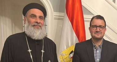 سفير مصر فى كوبنهاجن يهنئ أقباط الجالية المصرية بالدنمارك بعيد القيامة