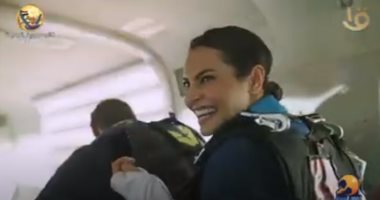 كارمن سليمان بعد قفزها بالمظلة بـ"نجوم السماء": أكتر حاجة مجنونة عملتها في حياتي
