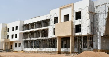 محطة طاقة شمسية ومحطات لشحن السيارات الكهربائية فى شرم الشيخ.. صور
