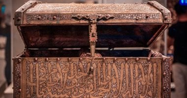 مصر الحلوة .. صندوق أجزاء المصحف الشريف من الذهب .. صور