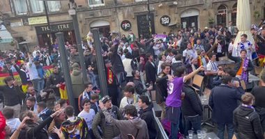 جماهير ريال مدريد تغزو مانشستر قبل قمة السيتي بدوري أبطال أوروبا.. فيديو