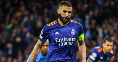 كريم بنزيما ضمن المرشحين لأفضل لاعب بدوري أبطال أوروبا فى ذهاب نصف النهائي