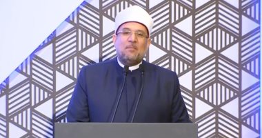 خلال الاحتفال بليلة القدر.. وزير الأوقاف: نقدم جيلا جديدا من عمالقة حفاظ كتاب الله