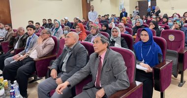 "علوم سوهاج" تنظم ورشة عمل عن هندسة وحفر آبار البترول بمشاركة 60 طالبا