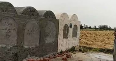 أسبوع على رحيل 3 أطباء فى حادث مروع بالإسماعيلية والقرية تعيش حزنا شديدا.. فيديو