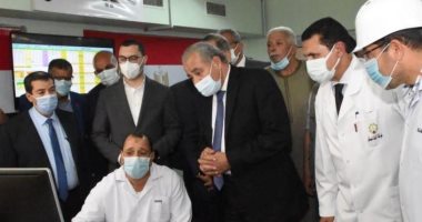 استمرار فتح منافذ المجمعات الاستهلاكية طوال أيام عيد الفطر.. طرح منتجات الأسماك الطازجة والمملحة بتخفيضات 30%.. وزير التموين: مخزون السكر يكفى لأكثر من 6 أشهر.. ويؤكد: الإنتاج المحلى يعزز الاحتياطى الاستراتيجى
