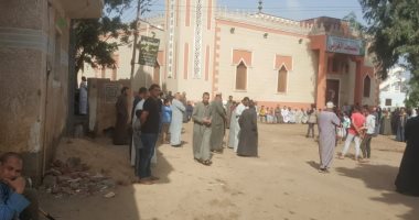 أهالى ضحايا حادث قرية جزيرة نكلا بالبحيرة ينتظرون وصول الجثامين.. لايف