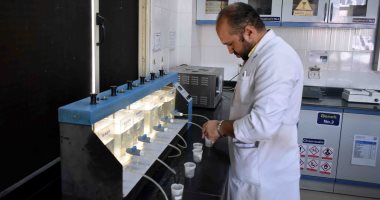 شركات المياه بالمحافظات ترفع درجة الاستعداد قبل عيد الفطر.. فرق خدمية وتوعوية لترشيد الاستهلاك.. تطهير شبكات الصرف الصحى.. صيانة المحابس الرئيسية.. غرف الطوارئ بفروع الشركات.. وخط ساخن لتلقى الشكاوى
