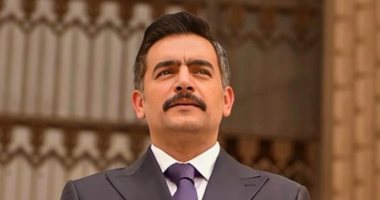 بصورة من الكواليس.. هاني سلامة: توقعاتكم ايه على الحلقة الأخيرة من ملف سري 