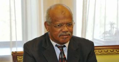 سفارة السودان بالقاهرة تهنئ الشعب المصرى بحلول عيد الفطر المبارك 