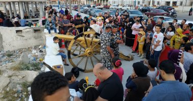 شاهد أخر إطلاق لمدفع الإفطار ليلة العيد بمطروح وفرحة كبيرة.. لايف