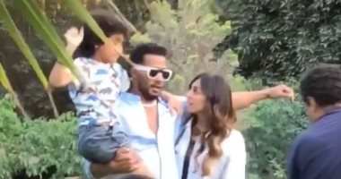 شاهد محمد رمضان يرقص برفقة دينا الشربينى بكواليس "المشوار" بعد انتهاء التصوير