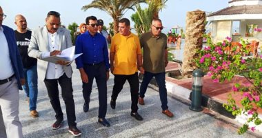 وزير الشباب والرياضة يتفقد المدينة الشبابية بالغردقة