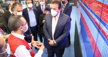 خالد عبدالغفار  يوجه بصرف مكافأة مالية لكافة العاملين بهيئة الإسعاف بالمحافظات