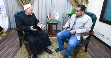مفتى الجمهورية فى حوار لـ"اليوم السابع": مسلسل الاختيار أحبط سنوات من الدعاية الخبيثة للجماعات التكفيرية.. وهدم جبلا من أكاذيب "الإخوان".. ويؤكد: الإسلام لم يحرّم الفن الهادف الذى يسمو بالروح ويرقى بالمشاعر