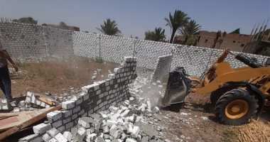 استمرار جهود الوحدات المحلية للتصدى للبناء المخالف والتعدى على الأراضى بسوهاج