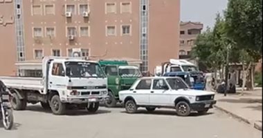 تفاصيل غرق شابين وإصابة 3 فى حادث انقلاب سيارة بإحدى ترع بنى سويف..لايف