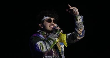 الأردنى عصام النجار يحيى الفاصل الأول لحفل Maroon 5 أمام الأهرامات