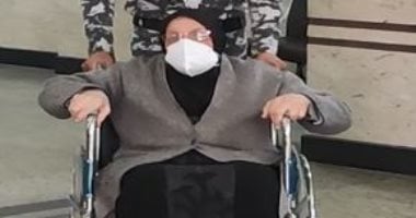 صور الإنسانية.. الداخلية تقدم تسهيلات جديدة لكبار السن والمرضى بالجوازات