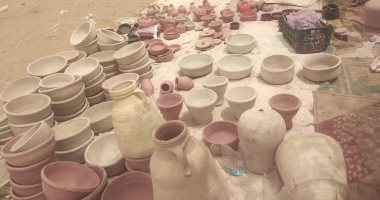 كولدير قناوى ماركة زمان.. قُلل على مقاس الأطفال أحدث تقاليع صناعة الفخار