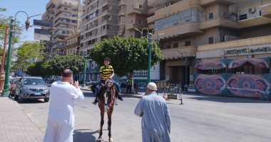 فرحة العيد بالمنيا.. المئات على كورنيش عروس الصعيد فى ثالث أيام عيد الفطر.. فيديو