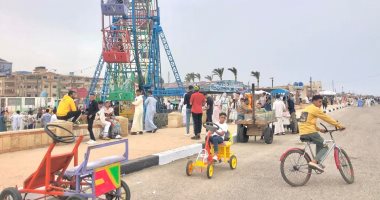تزايد الإقبال على مصيف بلطيم والحدائق بثالث أيام عيد الفطر.. صور