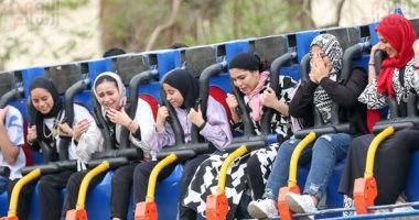 مراجيح العيد.. الملاهى الشعبية ترسم البهجة على وجوه المواطنين