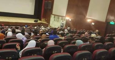 مدير فرع ثقافة قنا: إقبال كبير على "سينما الشعب" بمسرح قصر الثقافة.. صور
