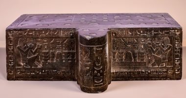 مقتنيات المتاحف.. مائدة قرابين تعود لعصر الملك تحتمس الثالث وتعرض فى الغردقة
