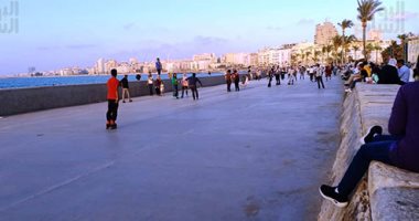 شاهد أجواء كورنيش الإسكندرية الآن.. بث مباشر