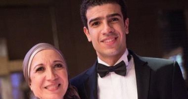 بره الملعب.. فريدة عصمت نجمة الطائرة السابقة: نجمى المفضل أحمد زكى