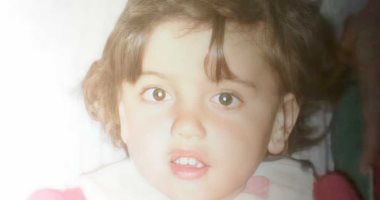 مى كساب تشارك الجمهور بصورة من طفولتها: "عدت السنين والقلب لسه برىء"