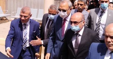 وزير العدل يدشن العمل بتعديلات قانون الشهر العقارى.. يؤكد: تسجيل طلب الملكية فى 3 دقائق.. انتهاء تسجيل العقار خلال 37 يوما وكانت قديما تصل 6 سنوات.. وأقصى رسوم للتسجيل 4000 جنيه.. والقانون حدد سقفا للإجراءات
